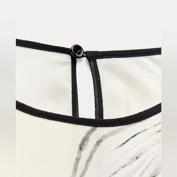 NWT. Zara ZW Collection Ecru/Black Printed Midi Dress. Size M, L. - Picture 7 of 13